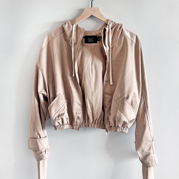 NYLORA Ward Hooded Zip-Up Jacket in beige color Size S - Picture 4 of 16